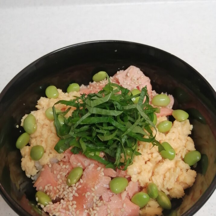 鮭の3色丼